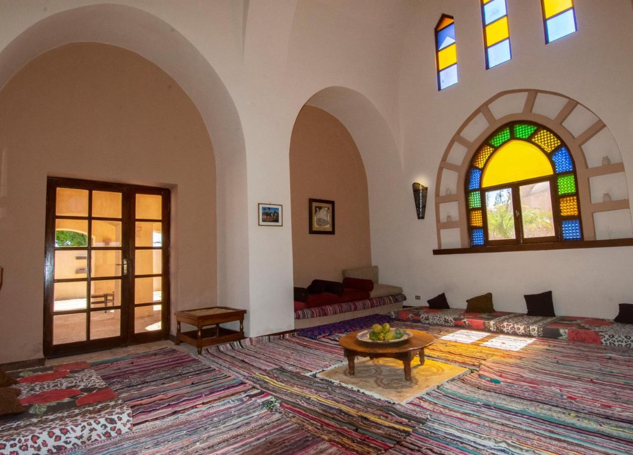 Вилла Tzila Bahariya Bahariya Oasis Экстерьер фото