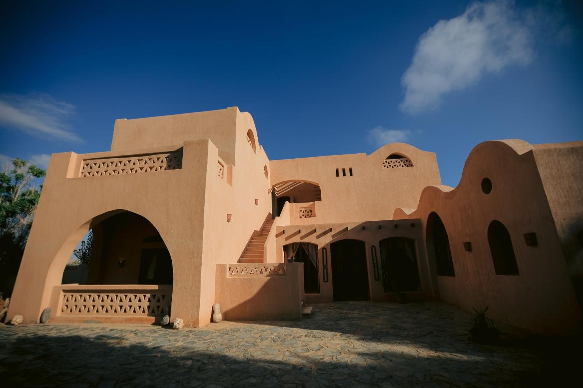 Вилла Tzila Bahariya Bahariya Oasis Экстерьер фото